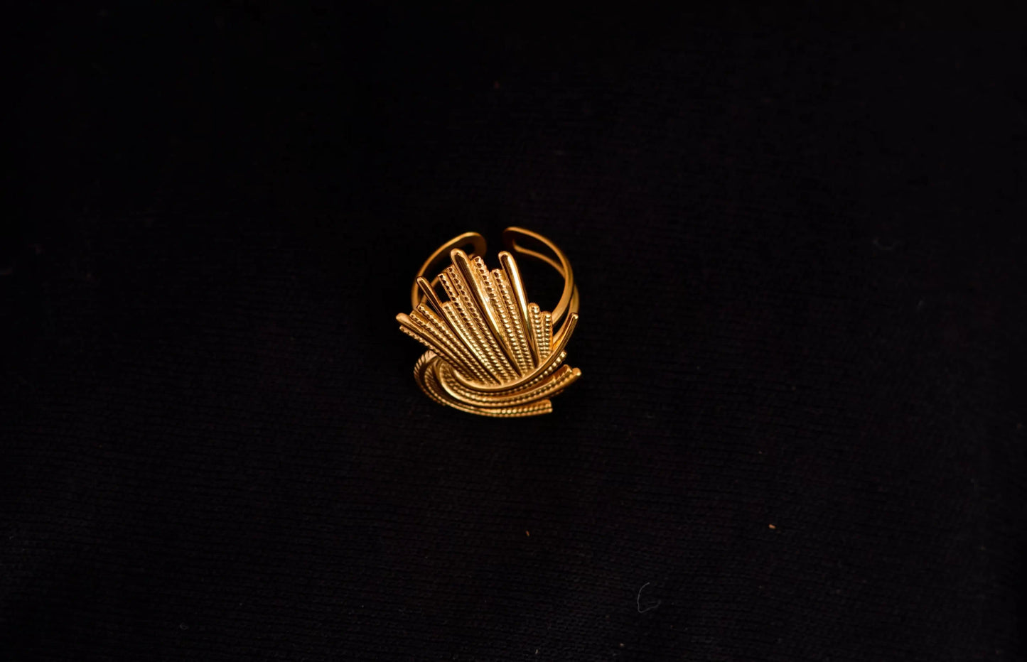 Smara Firework Adjustable Ring