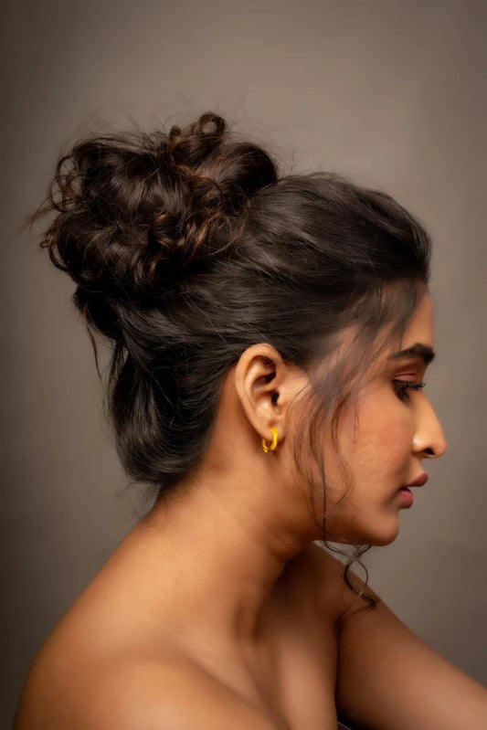 Smara 18k Gold Plated Huggie Earrings