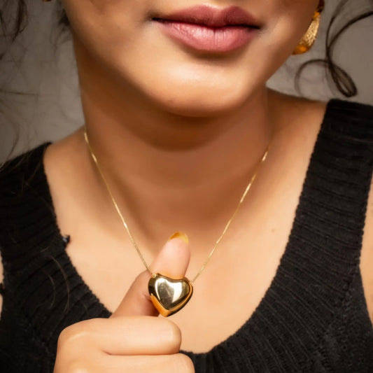 Smara Love Pendant