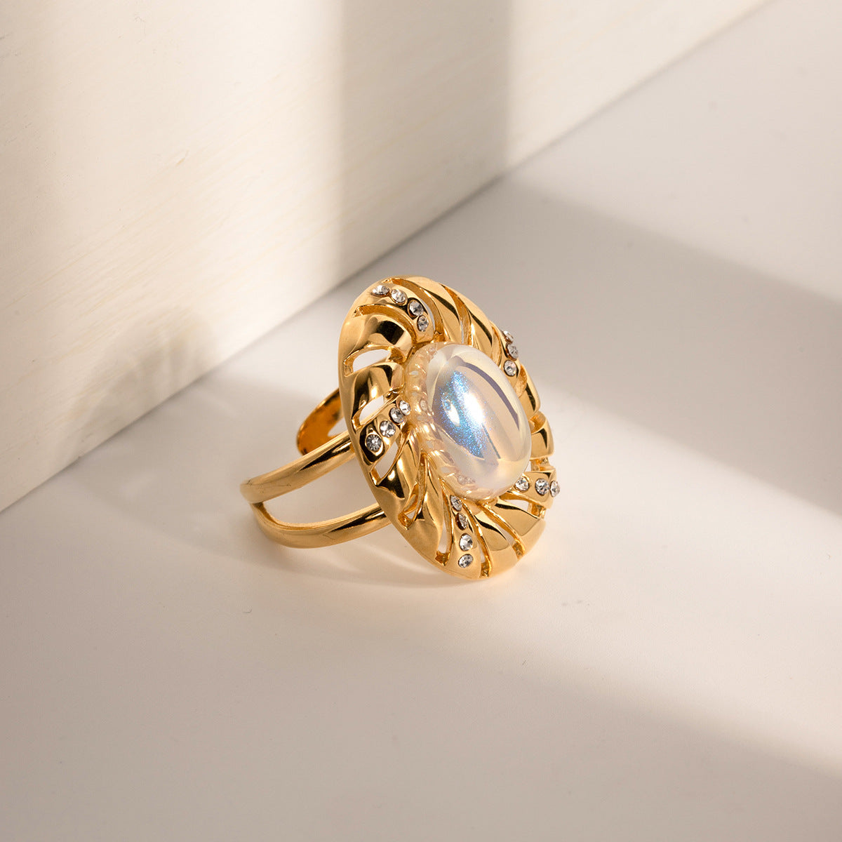 Smara Pearl and Diamond Oval Adjustable Ring