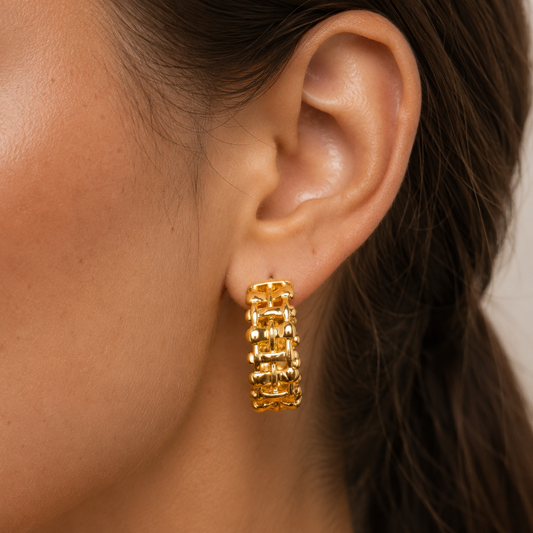 Smara Vintage half-hoop earrings