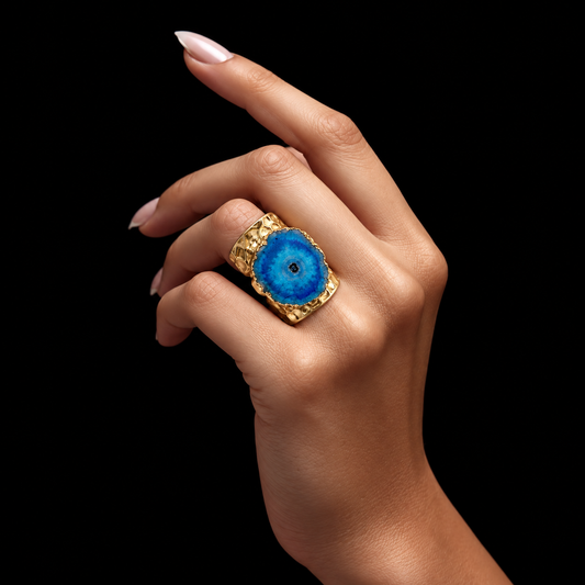 Smara Broad Crystal Adjustable Ring (BLUE)