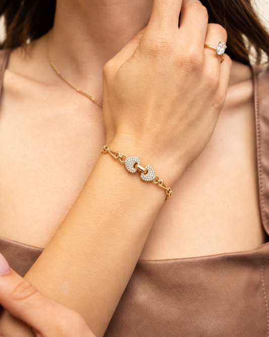 Smara 18K Gold Plated American Diamond Heart Bracelet