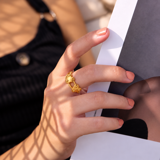 Smara Heart Adjustable Ring