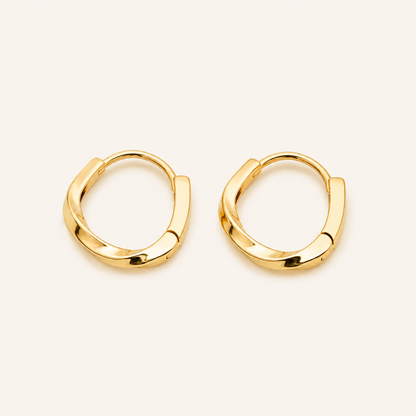 Smara 18K Gold Plated Huggie Hoop Earrings