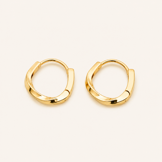 Smara 18K Gold Plated Huggie Hoop Earrings