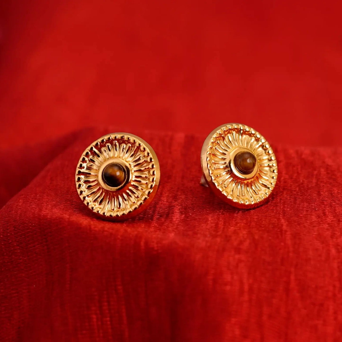 Smara Round Tiger Eye Stud Earrings