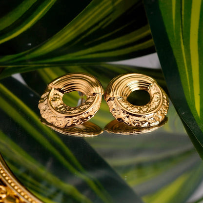 Smara Round Pleated Hammered Stud Earrings