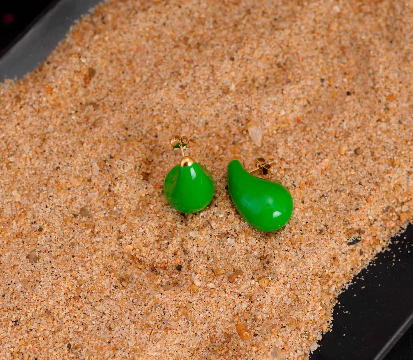 Smara Green Droplet Earrings