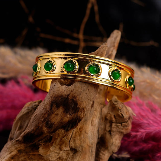Smara Green Wide Textured Bracelet