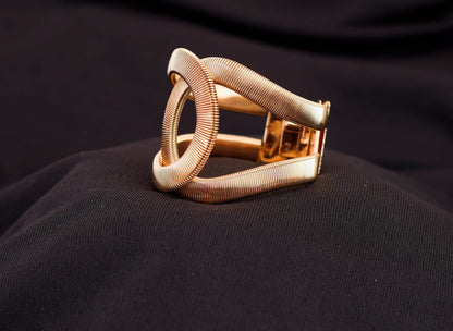 Smara Gold Cross Bracelet