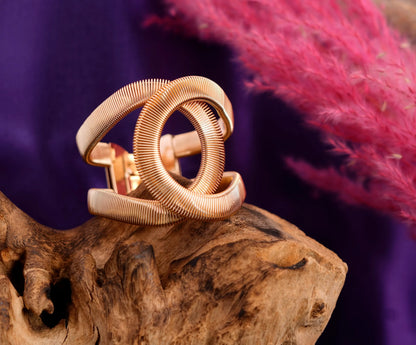Smara Gold Cross Bracelet