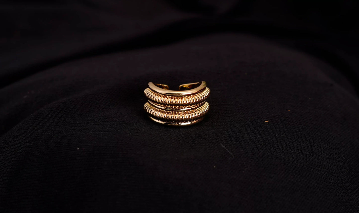 Smara Antique Gold Geometric Adjustable Ring
