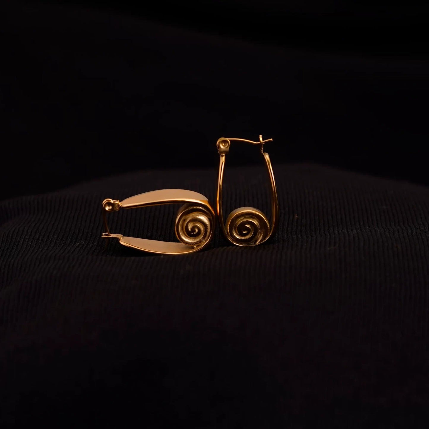 Smara Threaded Hoop Earrings