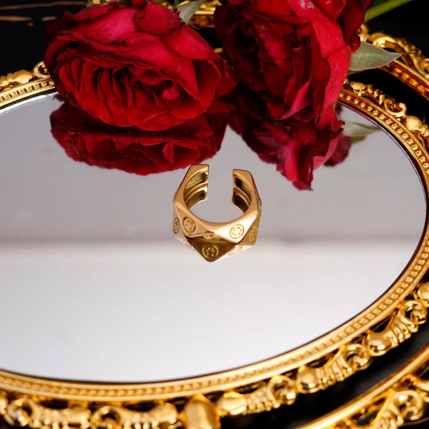 Smara Smiley Open Ring