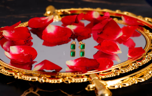 Smara Emerald Square Stud Earrings
