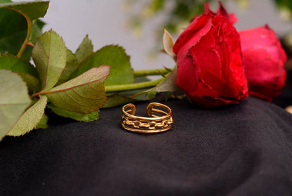 Smara Hollow Chain Adjustable Ring