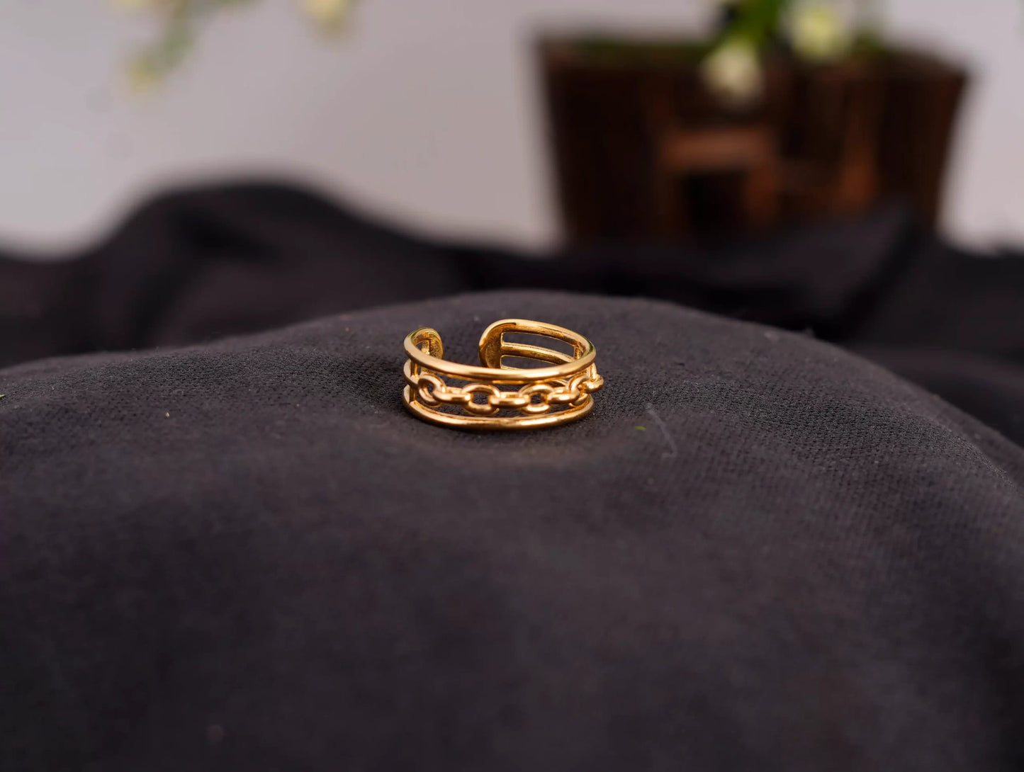 Smara Hollow Chain Adjustable Ring