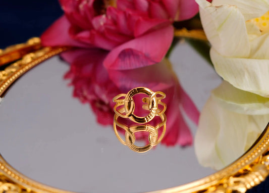 Smara Hollow Round Adjustable Ring