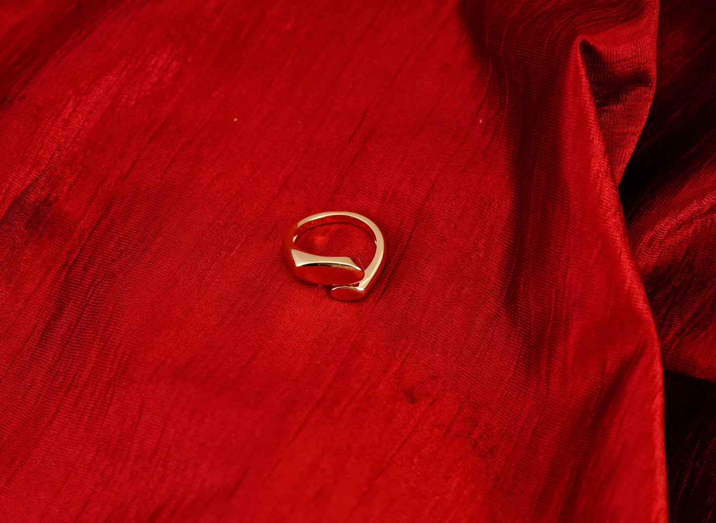 Smara Gold Geometric Adjustable Ring