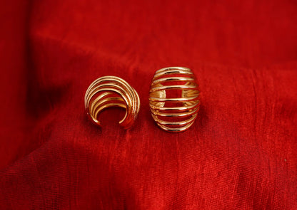 Smara Geometric Hollow Ear Clips