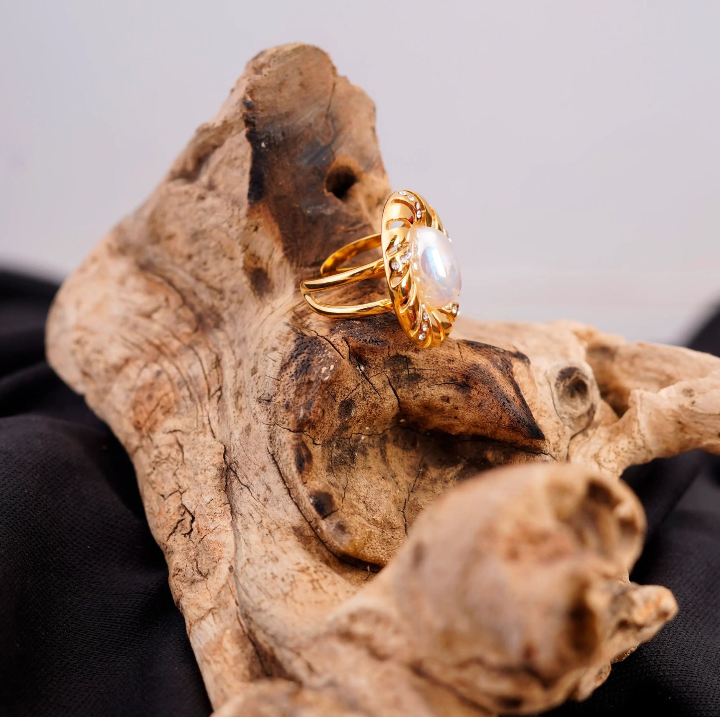 Smara Pearl and Diamond Oval Adjustable Ring