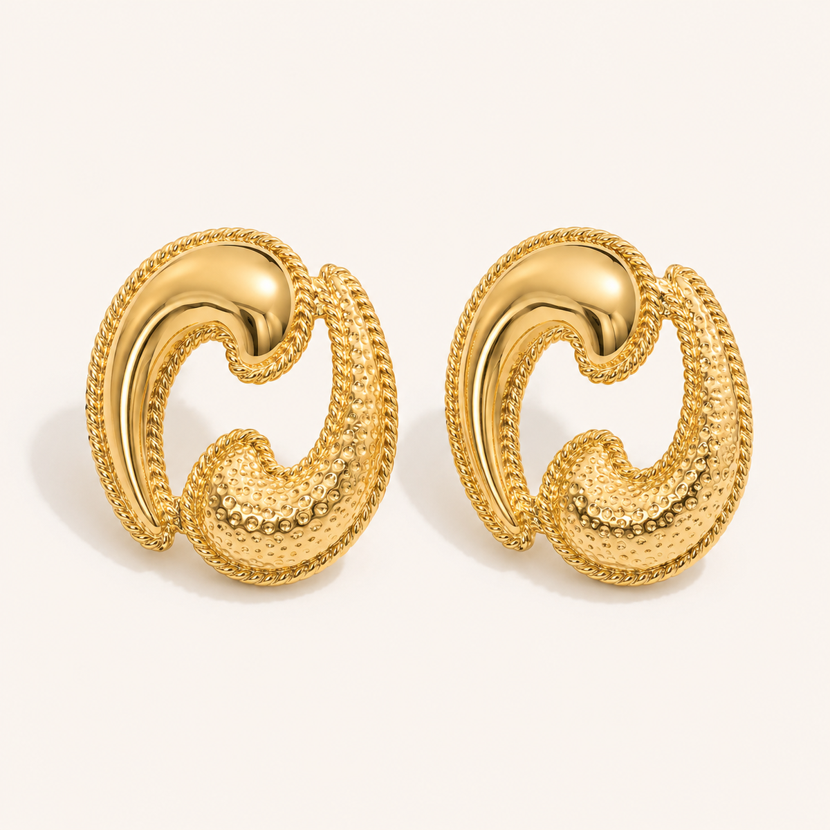 Smara 18K Gold Plated Cancer Zodiac Stud Earrings
