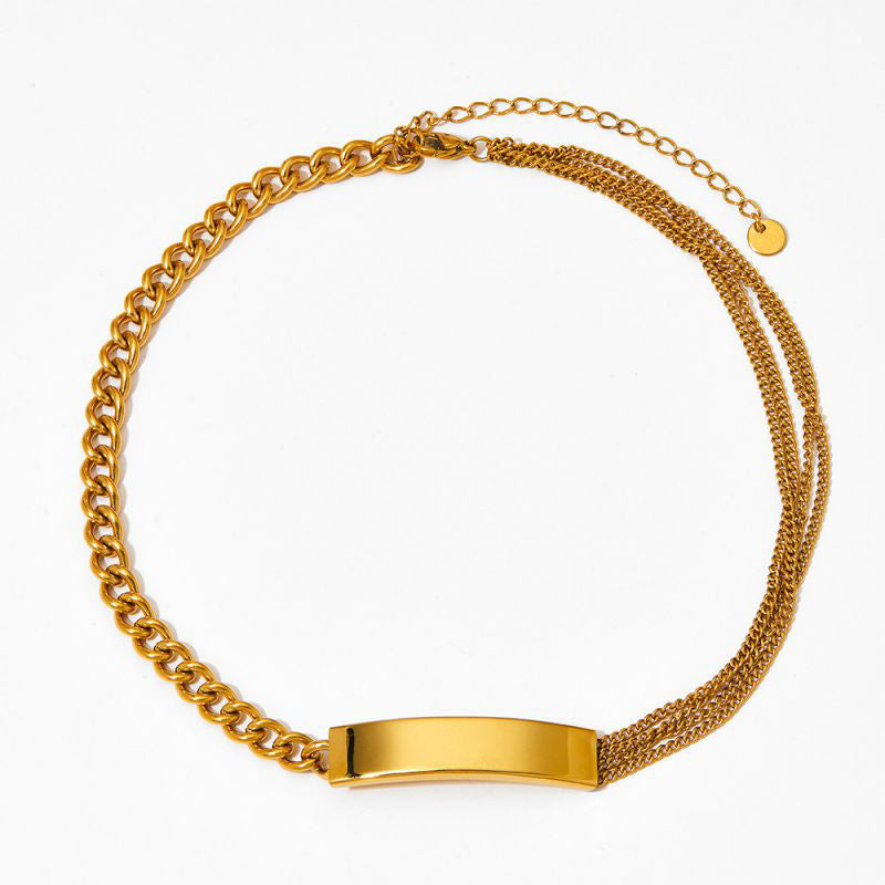 Smara Glossy Curved Necklace