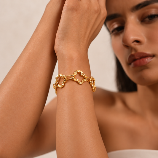 Smara Geometric Pleated Chain Bracelet