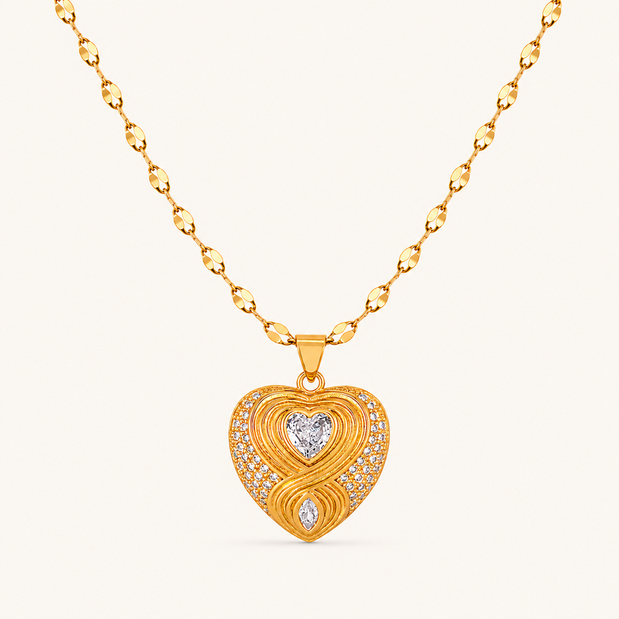 Smara Zirconium Love Pendant Necklace