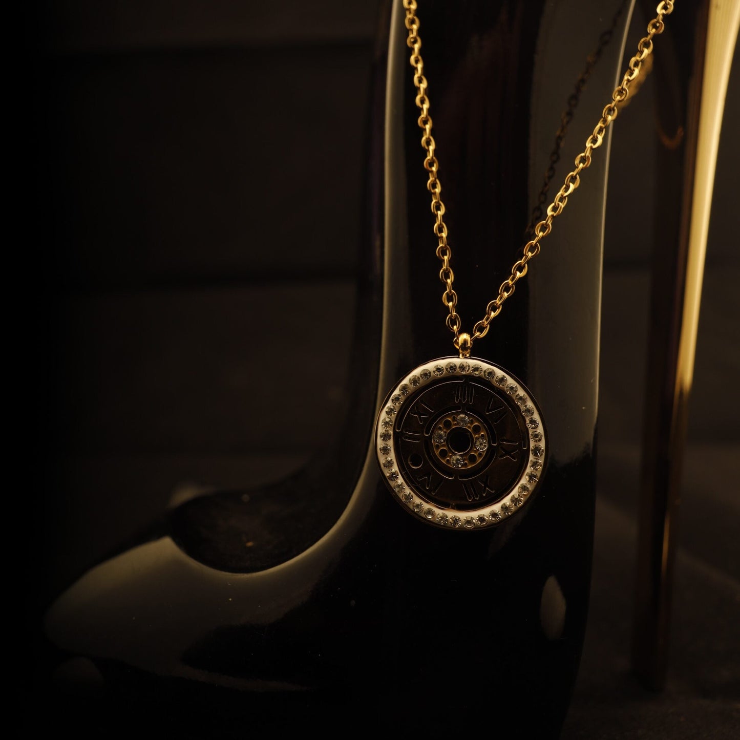 Smara roman numeral pendant necklace