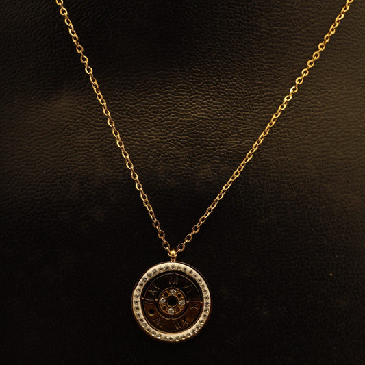 Smara roman numeral pendant necklace