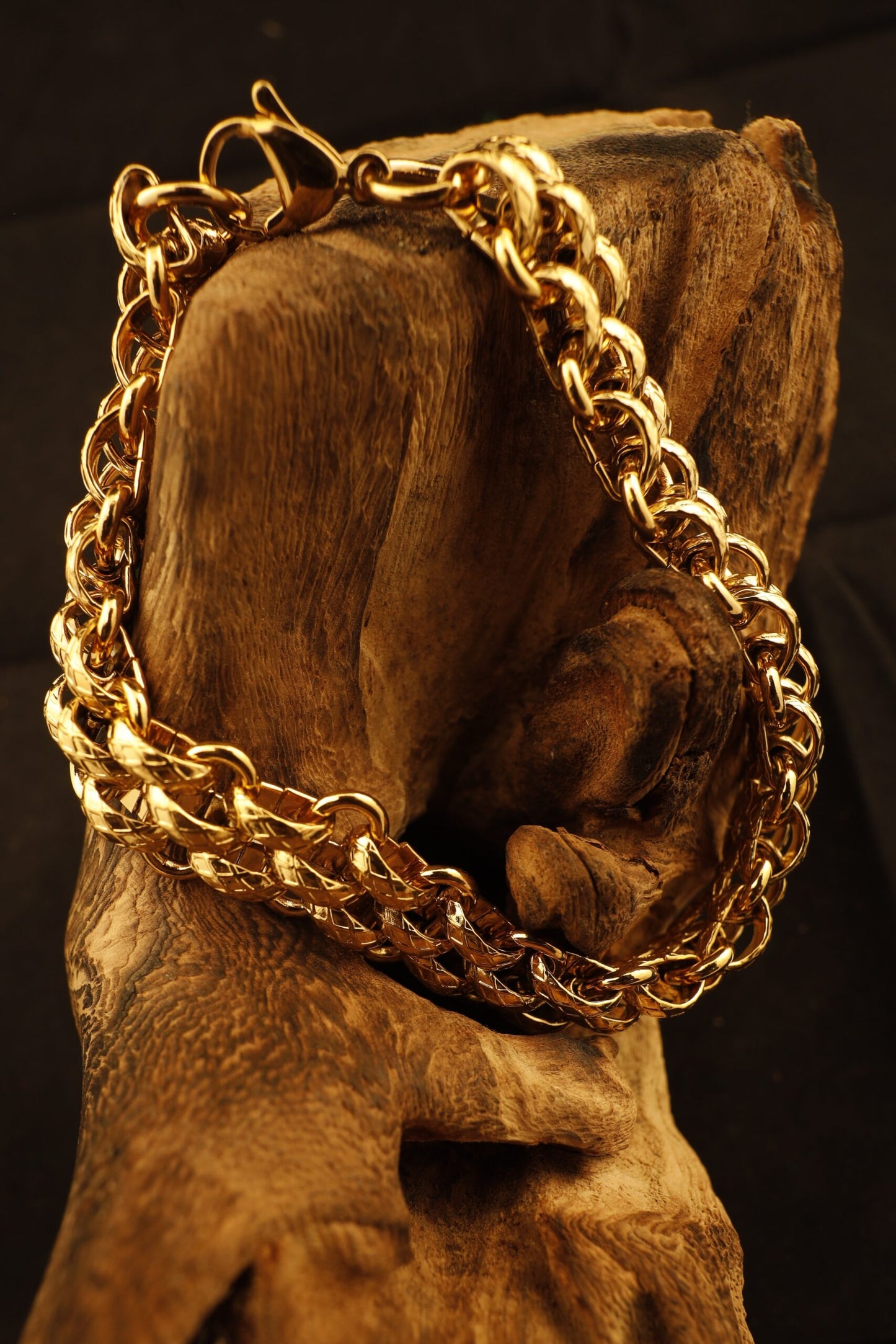 Smara Chunky Bracelet