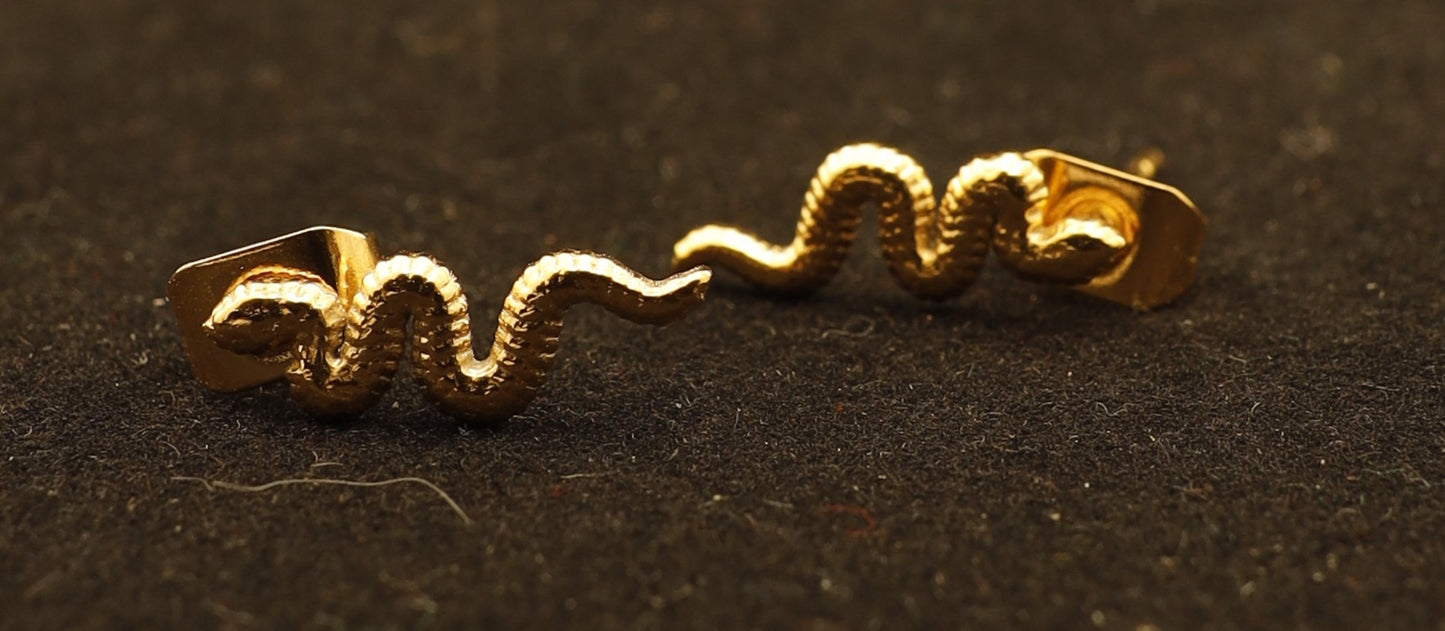 Smara 18k gold plated Snakelet Necklace