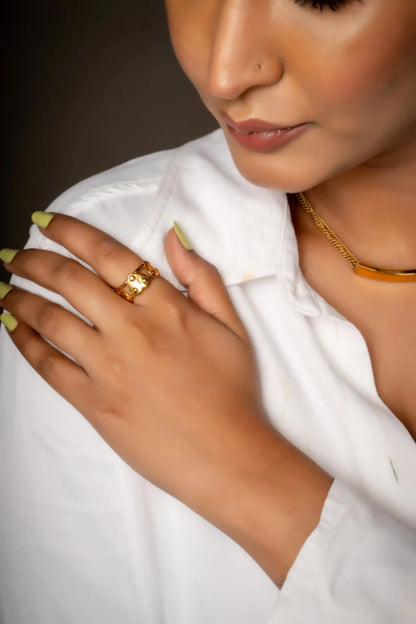 Smara Heart Adjustable Ring