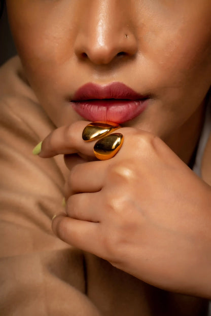 Smara Glossy Geometric Adjustable Ring
