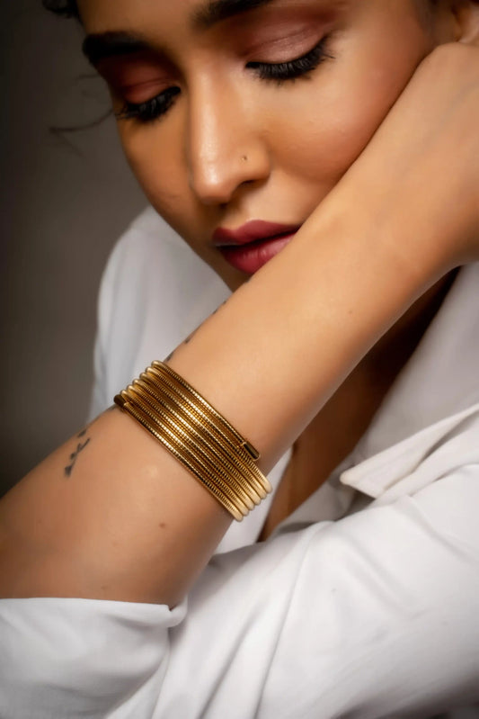 Smara Multi- Layered Winding Spring Bracelet