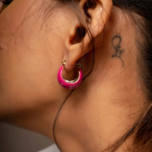 Smara weightless dripping round earrings