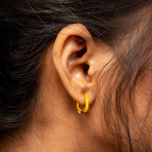Smara 18K Gold Plated Huggie Hoop Earrings