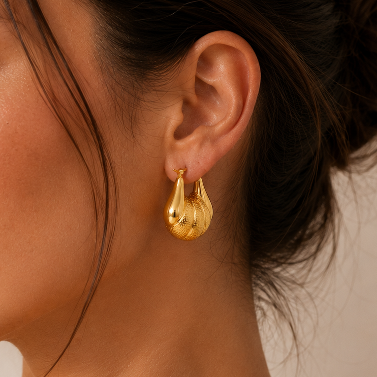 Smara Gold plated hollow sector earrings