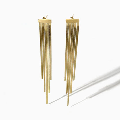 Smara Bold Chain Tassel Earrings