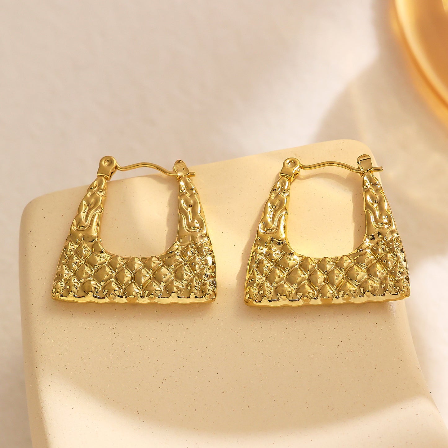 Smara Textured Square Earrings