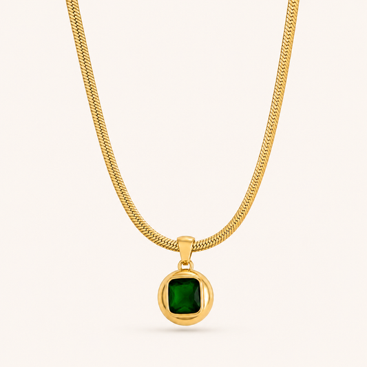 Regal Emerald Green Necklace