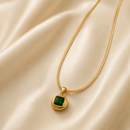 Regal Emerald Green Necklace
