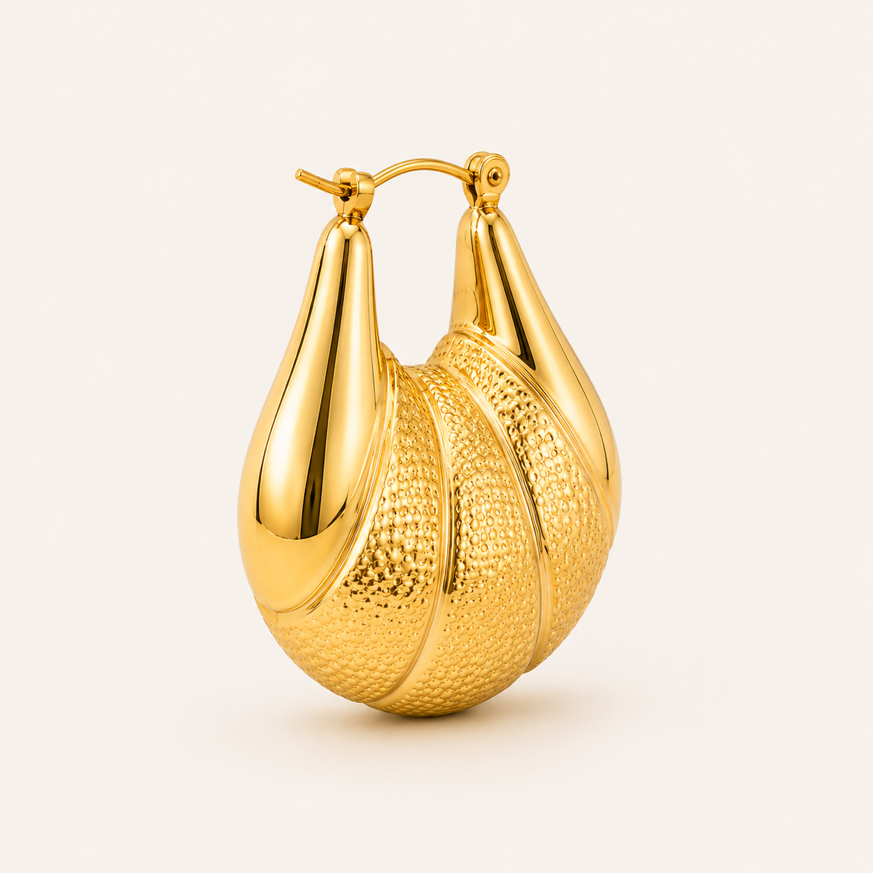 Smara Gold plated hollow sector earrings