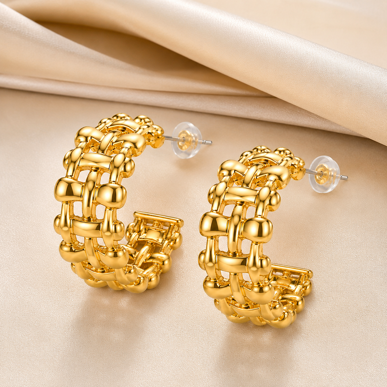 Smara Vintage half-hoop earrings