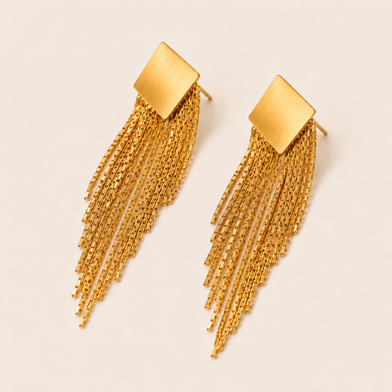 Smara Quadilateral Tassel Earrings
