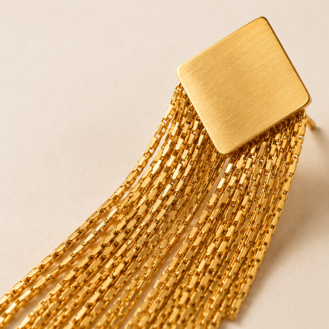 Smara Quadilateral Tassel Earrings