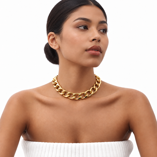 Smara Bold Chic Necklace