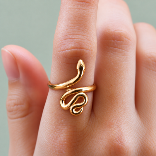 Smara Mini Snake Ring